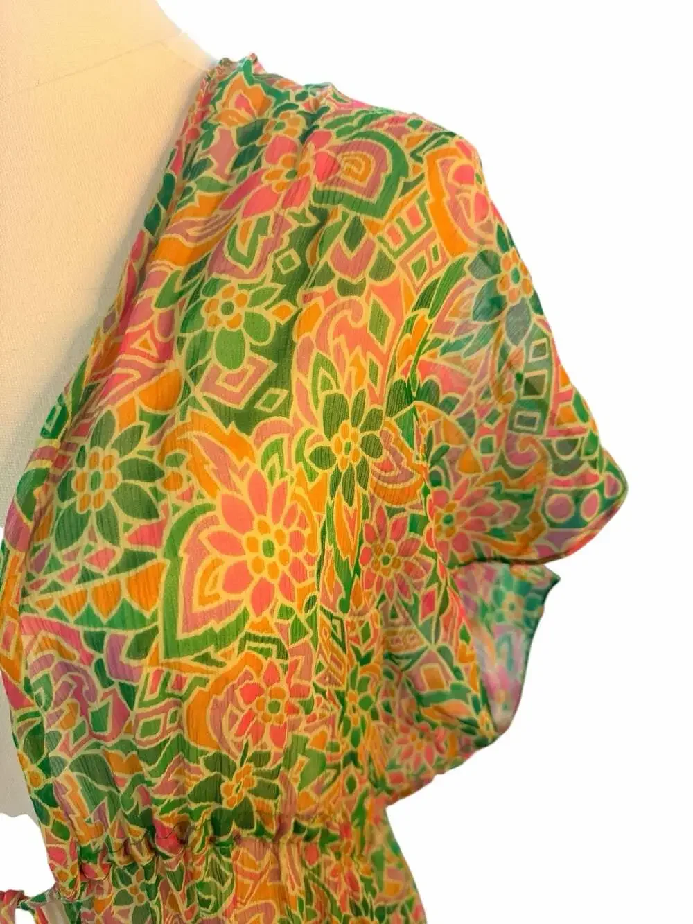 Miguelina Women's Size S Floral Print 100% Silk Kaftan Cover Up